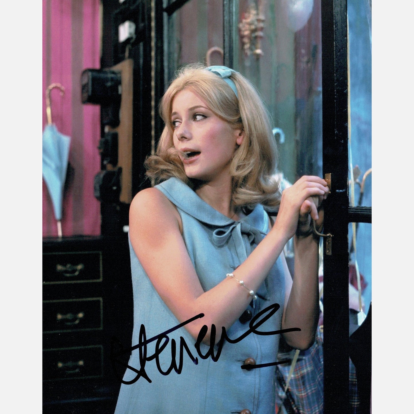 CATHERINE DENEUVE autograph ACOA signed 8x10 photography