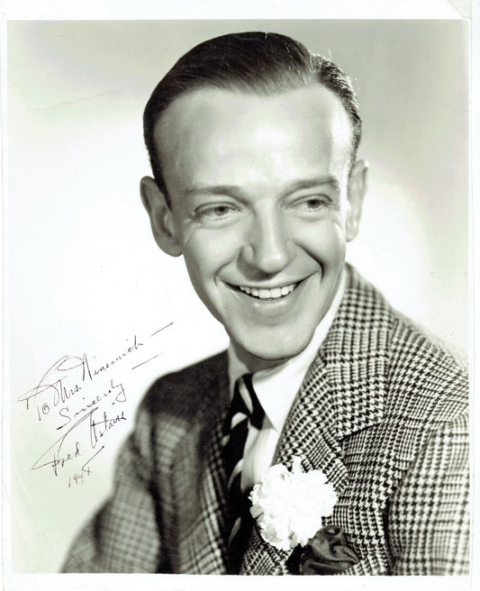 FRED ASTAIRE autograph ACOA signed 8x10 vintage photography