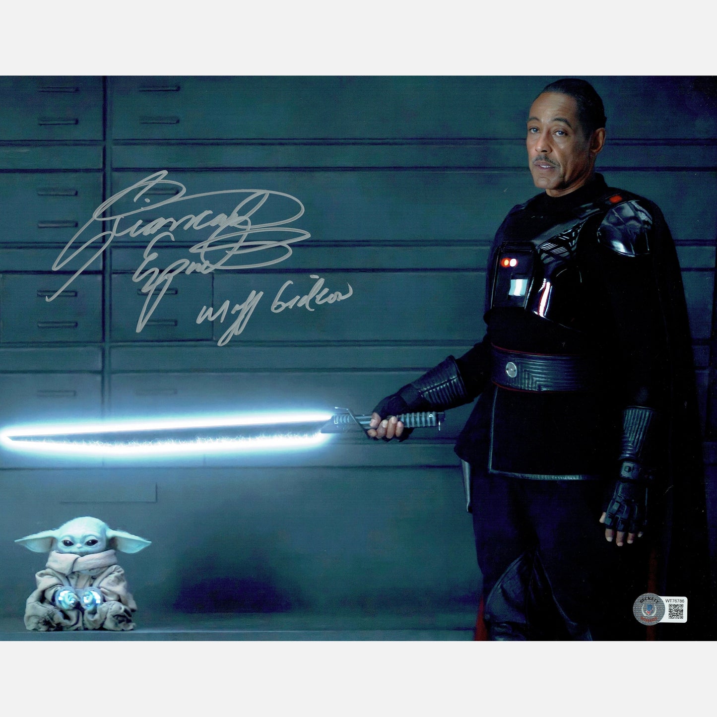 GIANCARLO ESPOSITO autograph BECKETT signed 11x14 photography STAR WARS 11x14