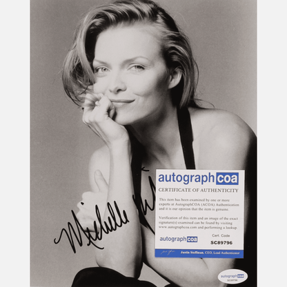 MICHELLE PFEIFFER autograph ACOA signed 8x10 photography B&W 8x10