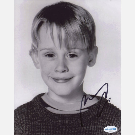 MACAULAY CULKIN autograph ACOA signed 8x10 photography HOME ALONE