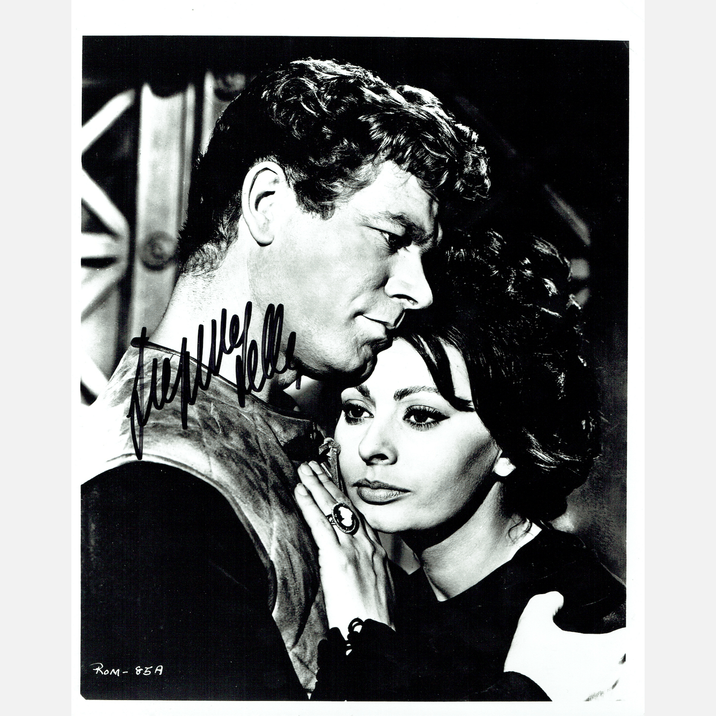 SOPHIA LOREN autograph ACOA signed 8x10 photography